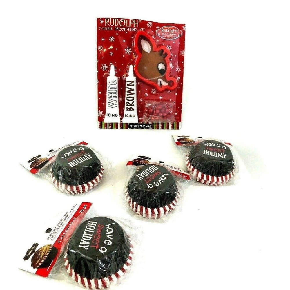 Lot of 4 Christmas Baking Supplies Muffin Cups Rud